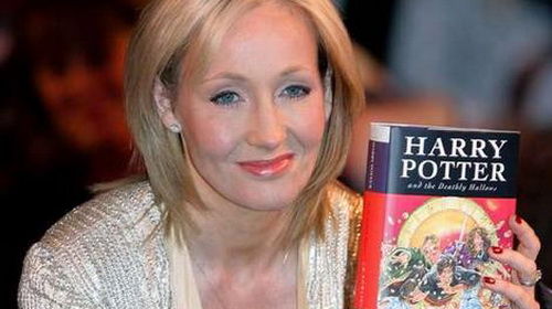 Nhà văn J.K. Rowling.